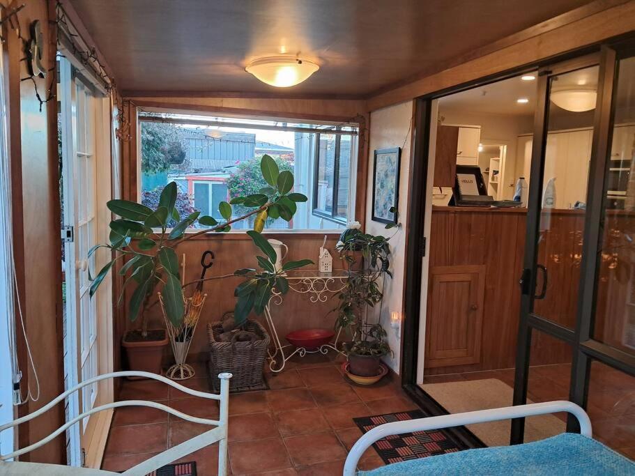 Secret Cottage Waitara Exterior photo